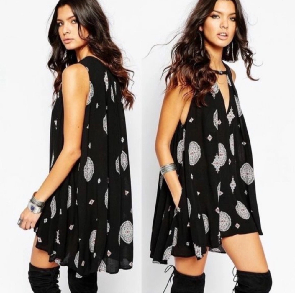 Free People Medallion Print Tree Swing Dress Black Boho Crinkle Tent SIZE  XS